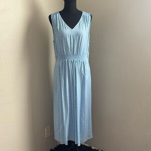 Croft & barrow size large dress with pockets 100% rayon color blue/white